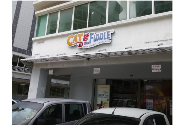 Cat & the Fiddle Cakes (Malaysia)